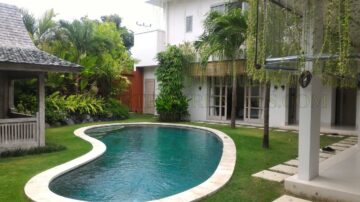 Bright and clean 4 bedroom villa in Umalas
