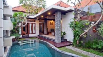 A lovely 2 bedroom villa in good residential neighborhood